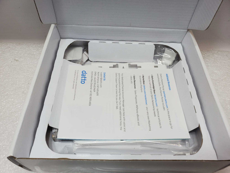 Datto AP62 universal Tri-Band 802.11ac Wave 2 Cloud-Managed WIFI Access Point _