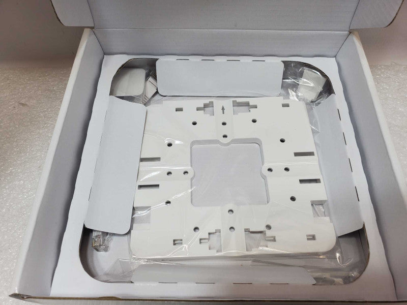 Datto AP62 universal Tri-Band 802.11ac Wave 2 Cloud-Managed WIFI Access Point _