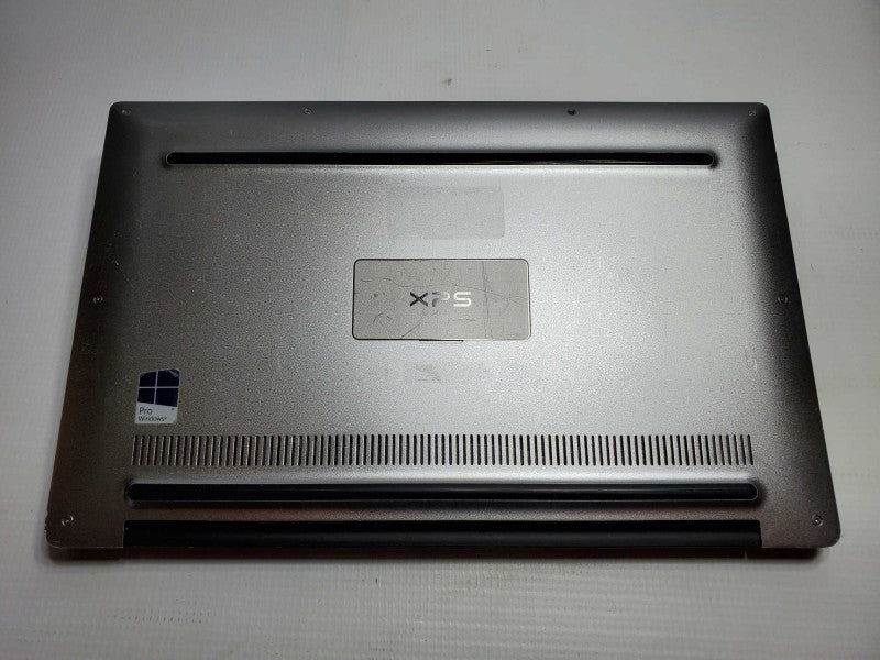 Dell XPS P54G Core i5-7200U @ 2.5 GHz 8GB Ram 250GB SSD (