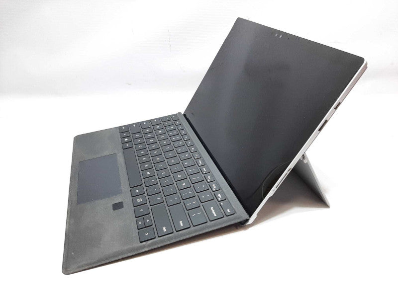 Microsoft Surface Pro 4 i5-6300U @ 2.4GHz 8GB RAM 256GB SSD - READ +