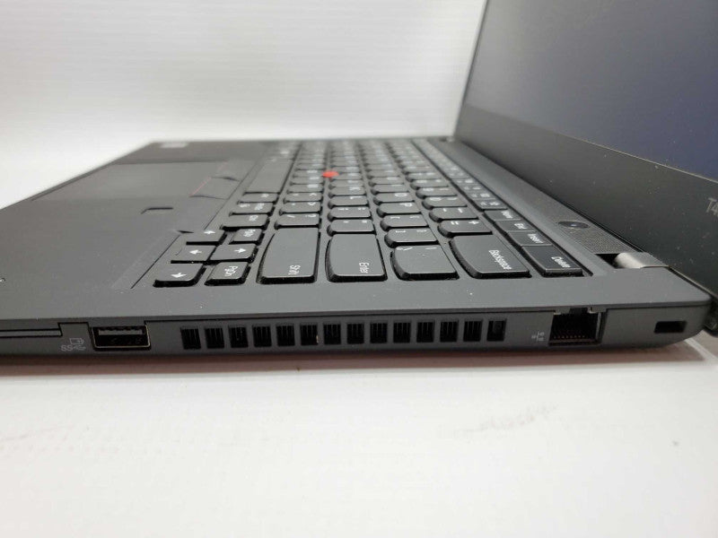 Lenovo T495s Ryzen 5 Pro 3500 @ 2.1 GHz 8GB 250GB SSD Radeon Vega 8 2GB (