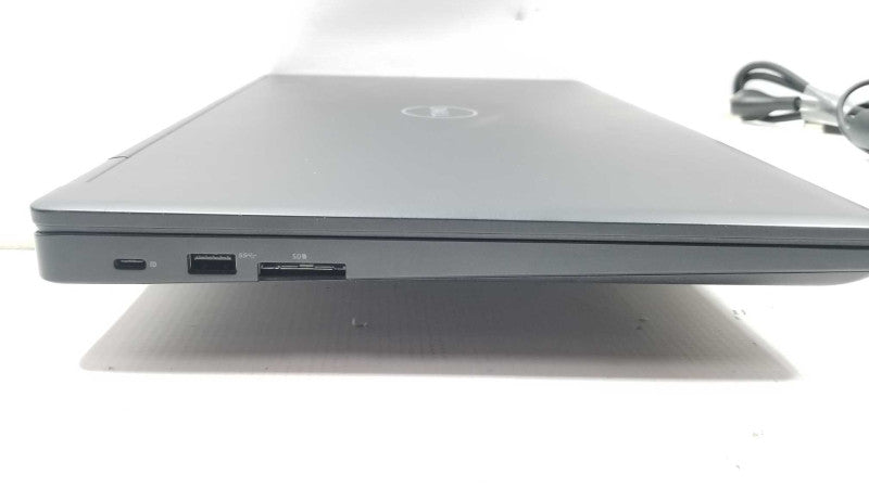 Dell Latitude 5590 15.6\\", i5-8250u 1.6GHz/8GB DDR4, 256GB SSD, Read* ~