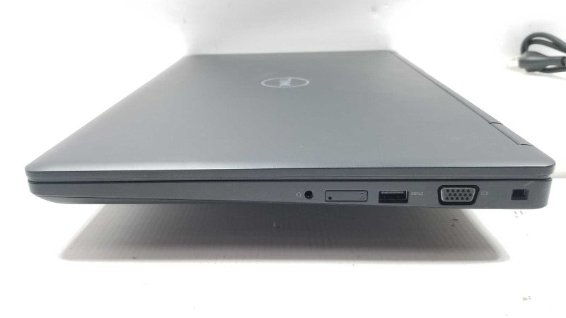 Dell Latitude 5590 15.6\\", i5-8250u 1.6GHz/8GB DDR4, 256GB SSD, Read* ~