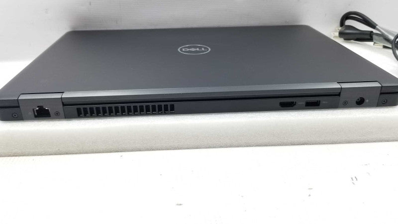 Dell Latitude 5590 15.6\\", i5-8250u 1.6GHz/8GB DDR4, 256GB SSD, Read* ~