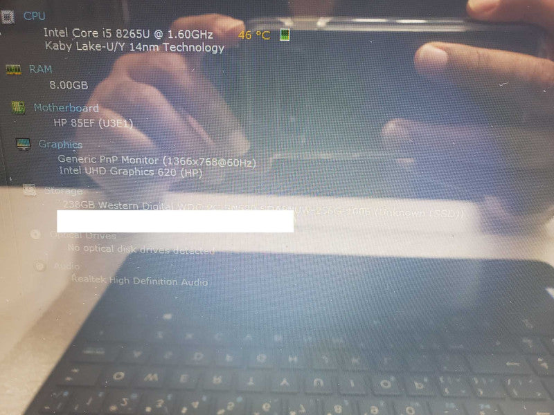 HP 15-dwOOO7ca, Core i5-8265u 1.6GHz, 8GB DDr4, 256GB SSD, w/ Power adapter _