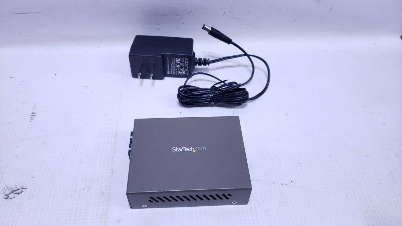 StarTech MCMGBSC15 Gigabit Fiber Ethernet Converter 1000BASE-LX to 1000BASE-T [