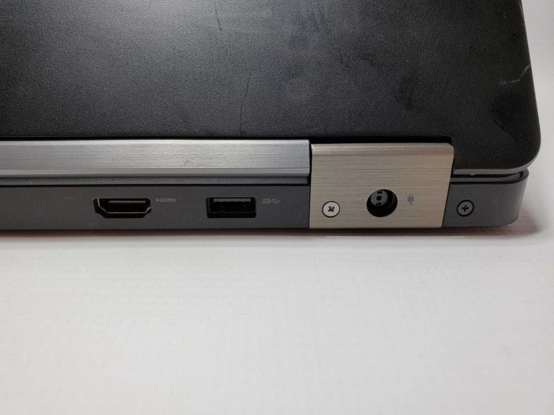 Dell Latitude E5570 Core i5-6300U @ 2.4 GHz 8GB Ram 250GB SSD (