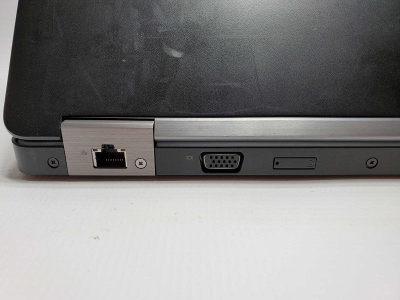 Dell Latitude E5570 Core i5-6300U @ 2.4 GHz 8GB Ram 250GB SSD (