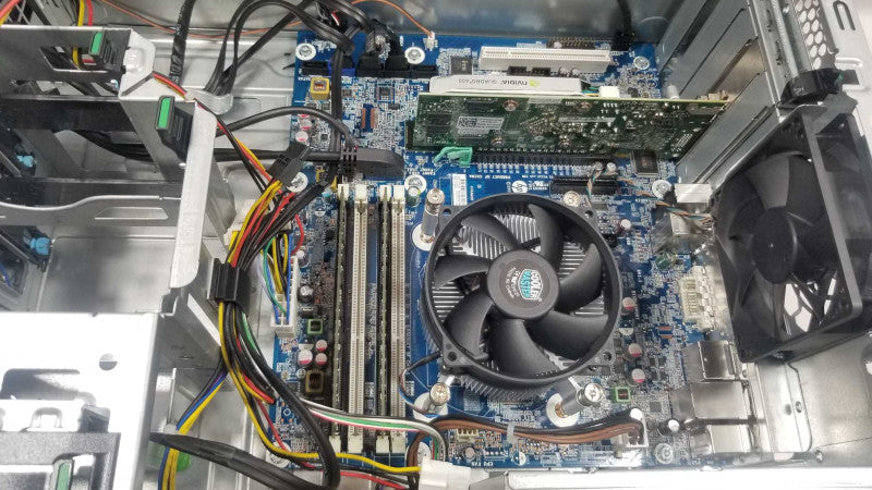 HP Z230 WorkStation, Xeon E3-1245v3 3.4GHz/16GB DDR3, Quadro 600, NO HDDs ~