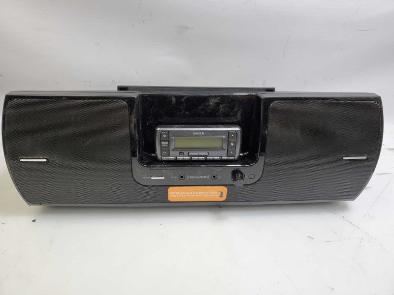 SiriusXM Portable Boombox SXMB2C Bundle Set _ Power-on tested )