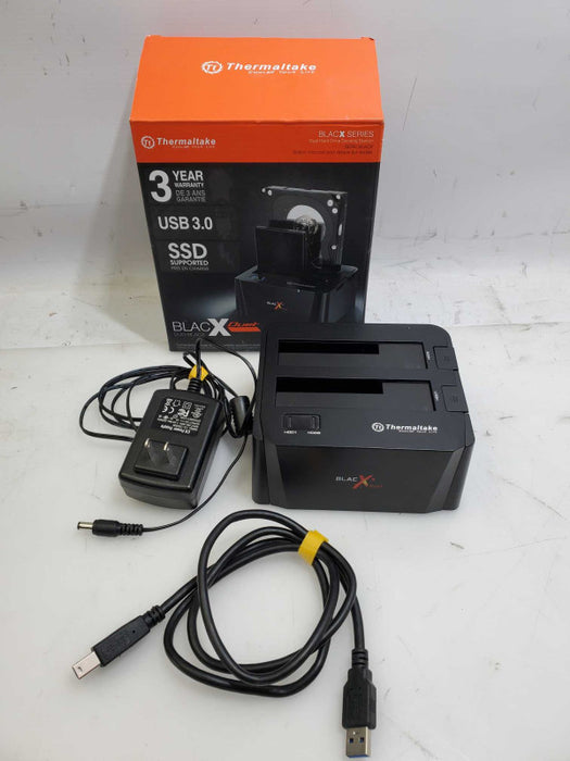 Thermaltake Blac X  BlacX 2.5/3.5 SATA HDD eSATA USB Docking Station _ tested )