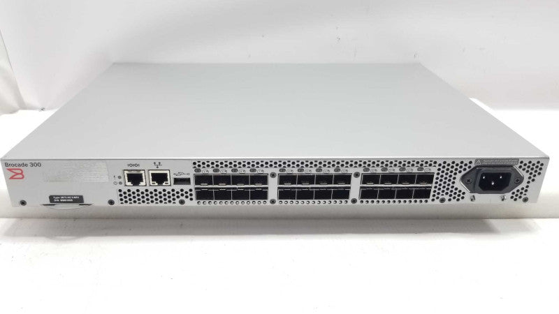 Brocade 300 SAN Switch 24 Port  24 x 8GB SFP, ~