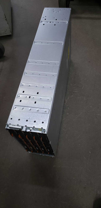 Netapp DE6600 Storage Enclosure 60x 3.5\\" Bays 2x PSU 2x Drive Module I/F-6 #