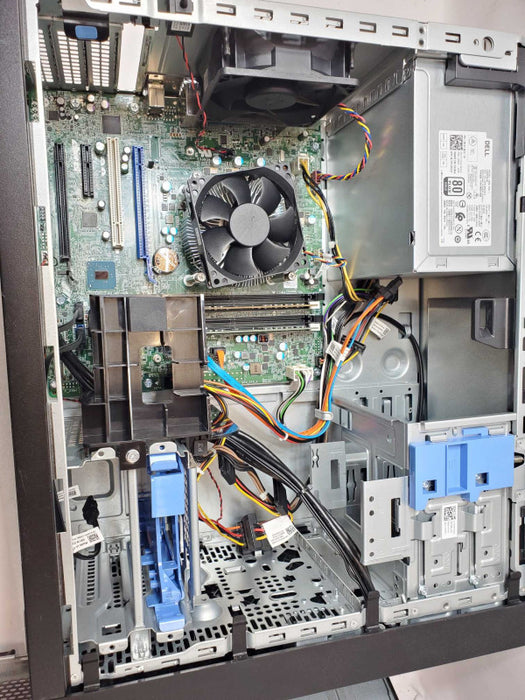 Dell Precision T3620, Xeon E3-1270v5 3.6GHz, 32GB DDR4, 1x HDD Tray, No GPU _