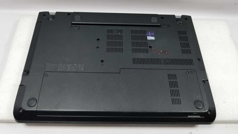 Lenovo E570 i5-7200U 2.5GHz/8GB DDR4 180GB SSD 15.6\\" ~
