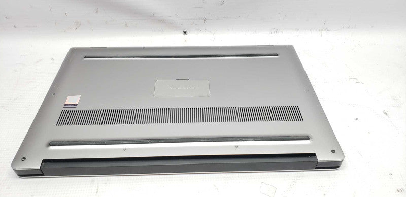 Dell Precision 5520 i7-6820HQ @ 2.70ghz / 16gb ram / Quadro M1200 / 120gb SSD #