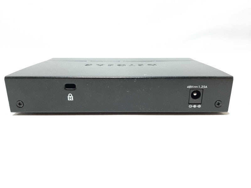Netgear GS305P 5-Port Gigabit Ethernet 4-Port PoE Switch +