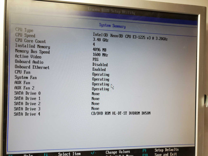 Lenovo ThinkServer TS440 Xeon E3-1225v3 @3.2GHz 4GB DDR3 No HDD No GPU No RAID )