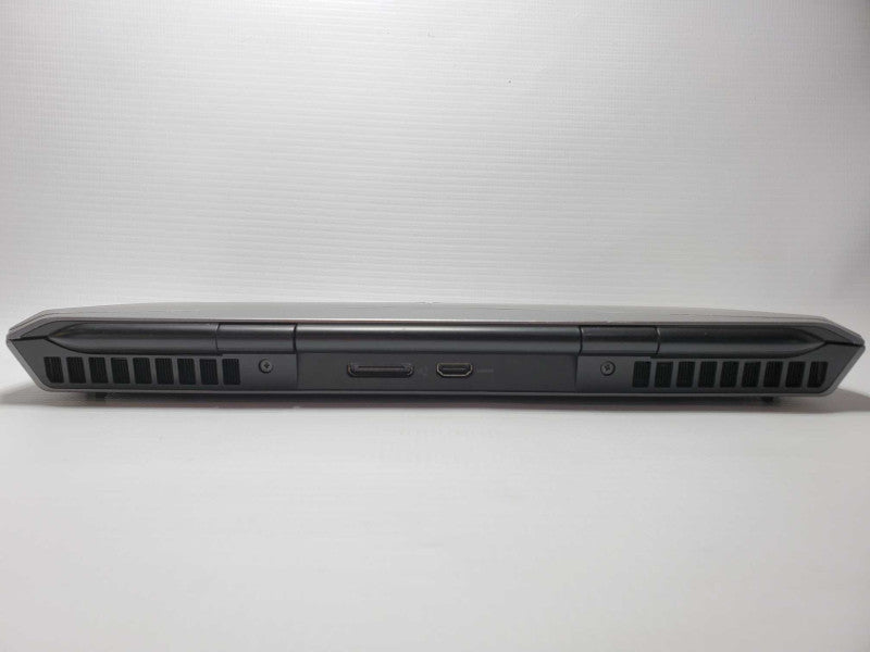 Dell Alienware 15 R2 Core i7-6820HK @ 2.7 GHz 16GB Ram 500GB SSD R9 M390x 4GB (