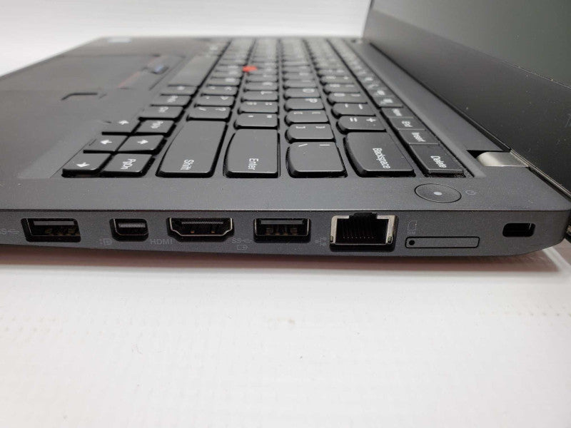Lenovo ThinkPad T460s i5-6300U @ 2.4 GHz 8GB Ram 250GB SSD (