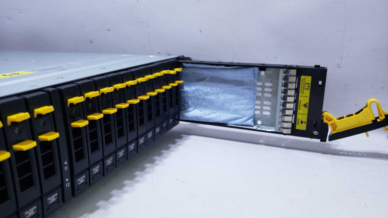 HP StoreServ 7200 3PARA-SV1009 24-Bay 2.5\\" HDD 2x3PAR 7200C 2x PSU No HDD [