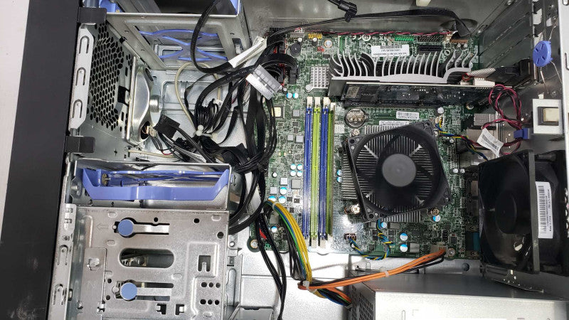 Lenovo ThinkStation P310 Xeon E3-1240v5@3.5GHz 4Gb DDR4 Asus GT610 2Gb No HDD [