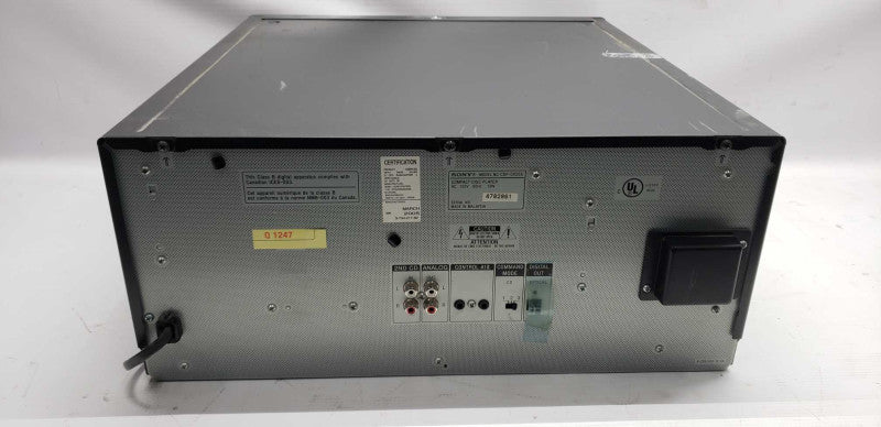 Sony CDP-CX335 cd changer / power-on / parts / repairs only #