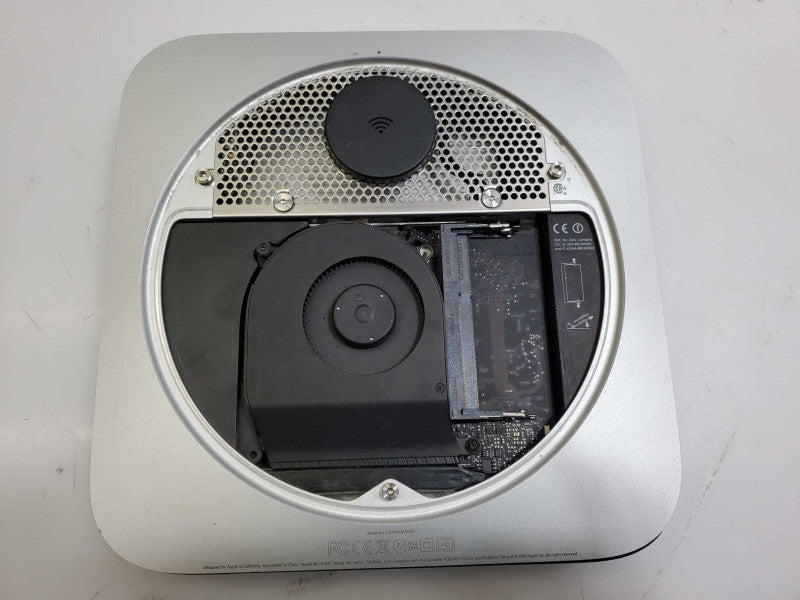 Apple Mac Mini A1347 No RAM No HDD for parts or repair )