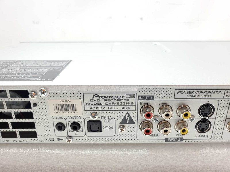 Pioneer DVR-633H-S DVR / DVD Recorder, Powers on, AS-IS _