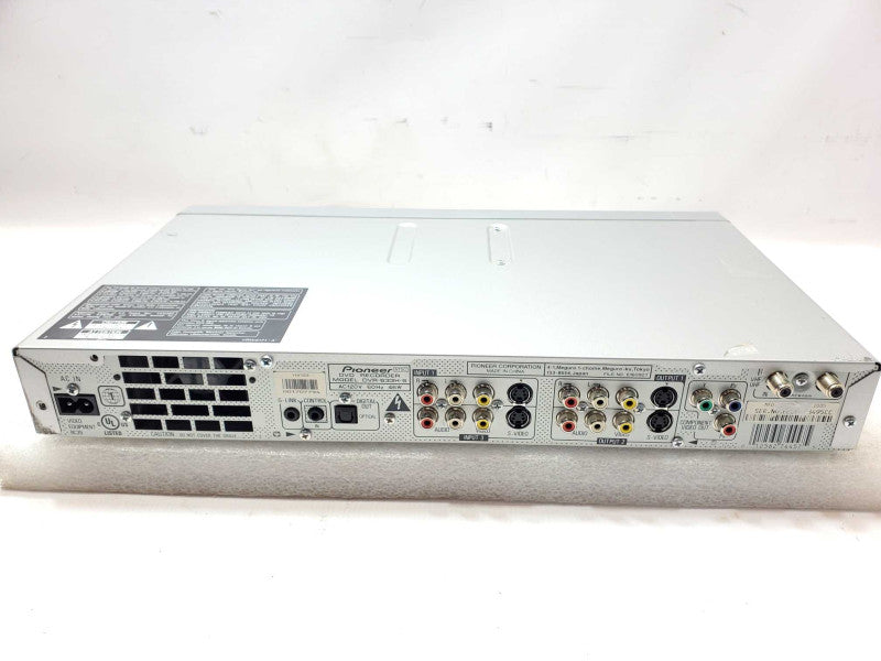 Pioneer DVR-633H-S DVR / DVD Recorder, Powers on, AS-IS _