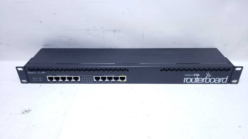 Mikrotik RB 2011iL RM RouterOS Level 4 RouterBOARD RB2011iL RM Atheros 600MHz [