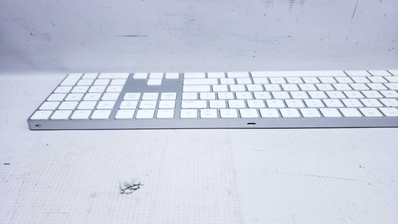 Apple Magic (A1843) Wireless Keyboard with Numeric Pad - Silver [