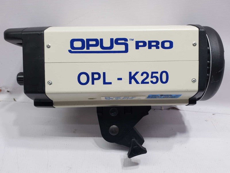 OPUS Pro OPL-K250 Stage Light (AS-IS) |