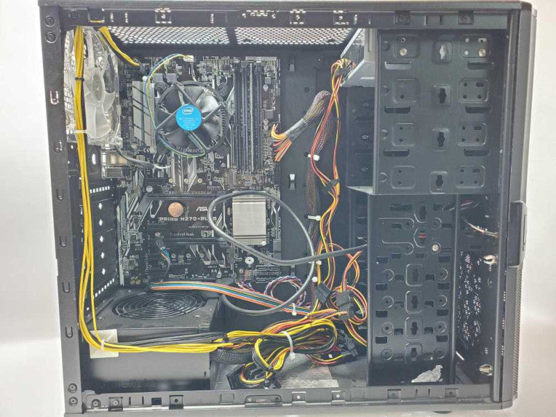 Custom/Asus PC, Core I5-7500 2.8GHz, 4GB DDR4, No HDD |