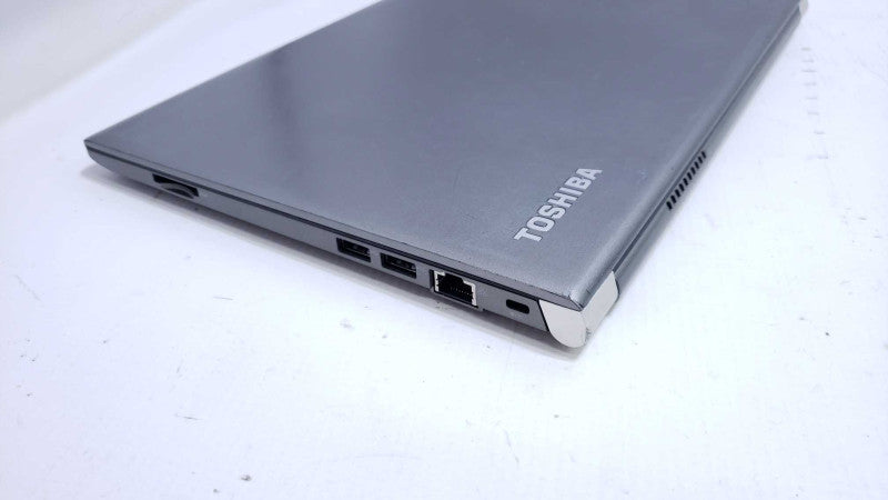 Toshiba Portege Z30A 13.3\\" HD Laptop i5 4210U@1.7GHz 8GB DDR3 120GB SSD [