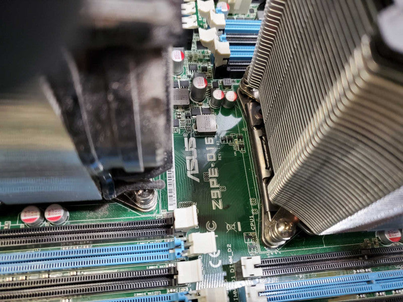 Custom PC ASUS Z9PE-D16 Barebone Xeon E5-2650 for parts or repair )