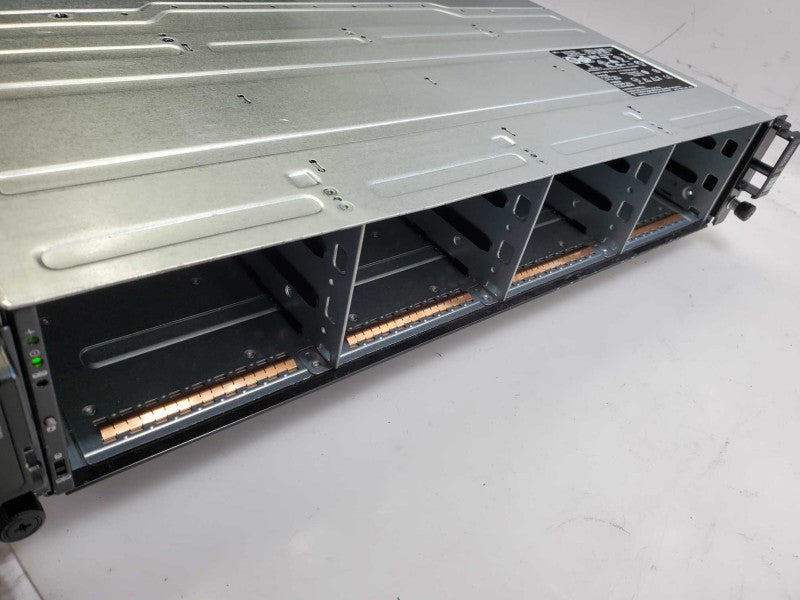 Dell PowerVault MD1200, 12x3.5\\" Bay no Controllers _ Power-on tested )