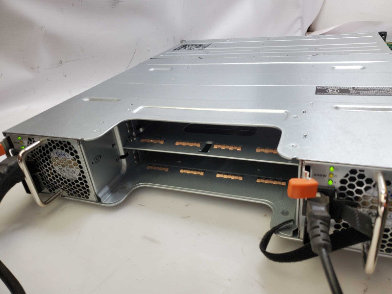 Dell PowerVault MD1200, 12x3.5\\" Bay no Controllers _ Power-on tested )