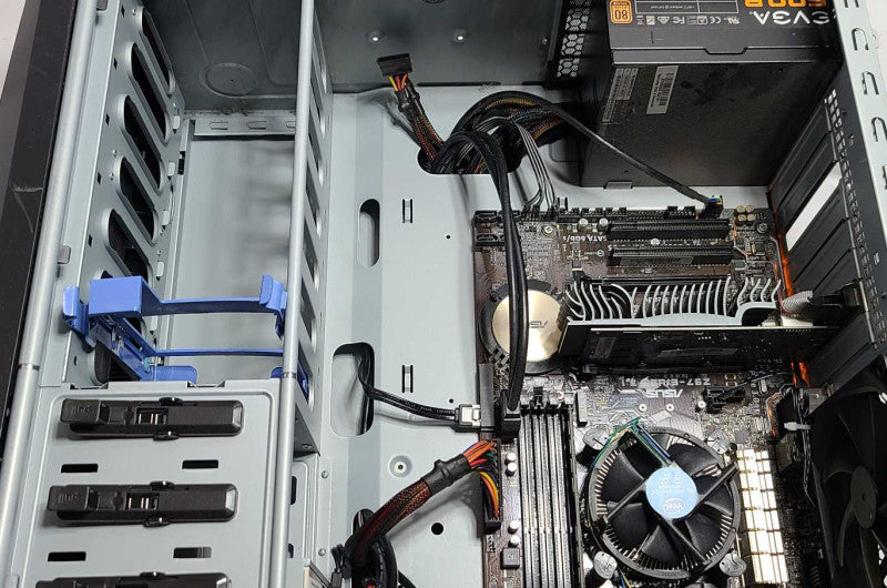 Custom PC ASUS Z97-E/USB 3.1 i5-4690 3.5GHz 8GB RAM Asus GT610 2GB $