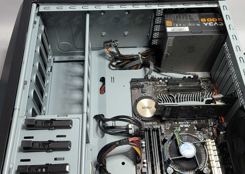 Custom PC ASUS Z97-E/USB 3.1 i5-4690 3.5GHz 16GB RAM Asus GT610 2GB $