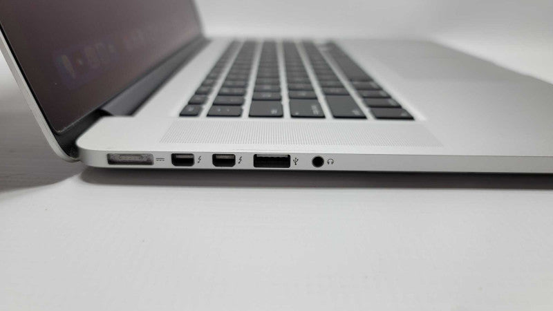 MacBook Pro Retina 15-inch Mid 2015 with i7 CPU 16GB RAM & 512GB Storage  -