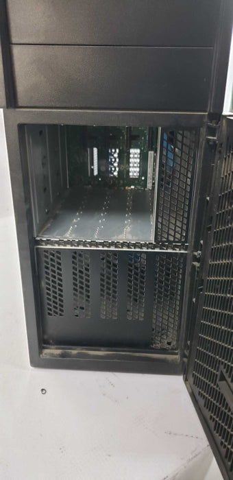 Custom Workstation Xeon E3-1231 V3 @ 3.40ghz / 8gb ram / no gpu #