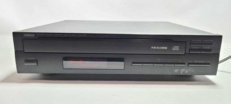Yamaha Natural Sound Compact Disc Player (Model CDC-555) $