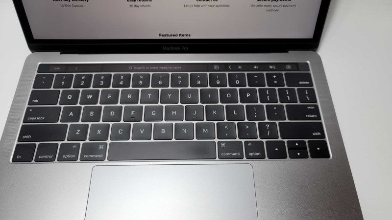 MacBook Pro 13-inch 2016 with i7 CPU 16GB RAM & 256GB Storage READ -