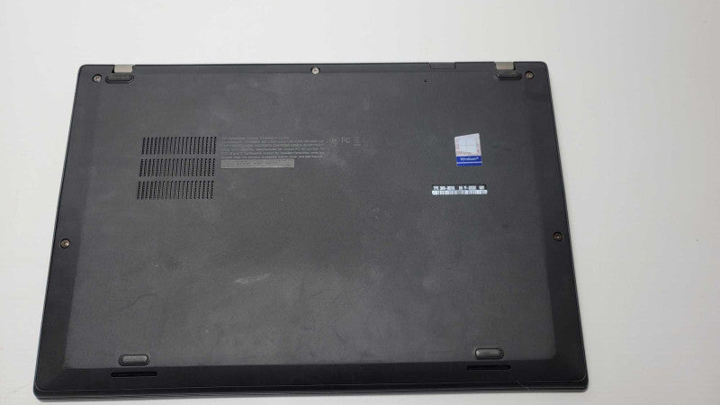 Lenovo X1 Carbon 5th gen with i7-7500U 8GB RAM & 256GB SSD Storage  -