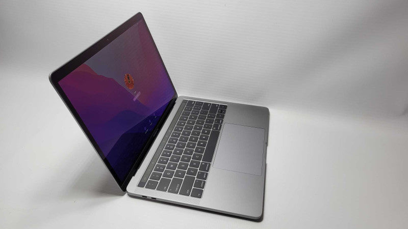 MacBook Pro 13 inch 2017 TouchBar with i7 CPU 16GB RAM & 256GB Storage  -