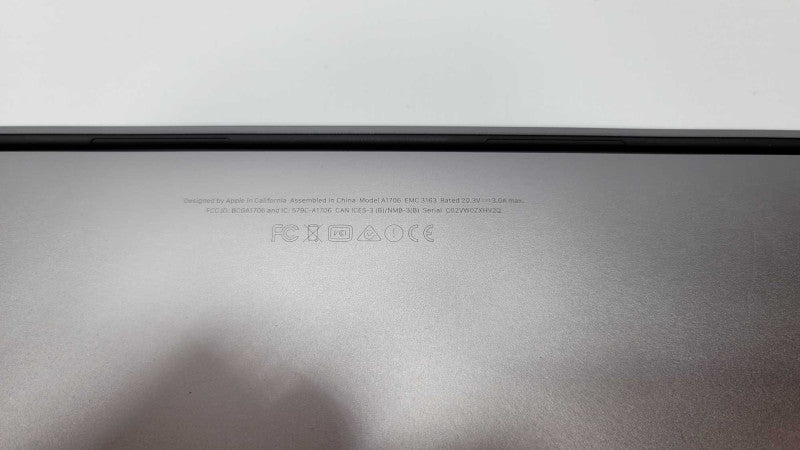 MacBook Pro 13 inch 2017 TouchBar with i7 CPU 16GB RAM & 256GB Storage  -