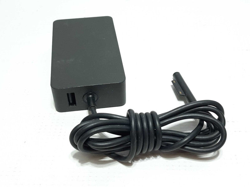 Microsoft 1625 AC Adapter IN:100-240V 1A / OUT: 12V 2.58A - 5V 1A +