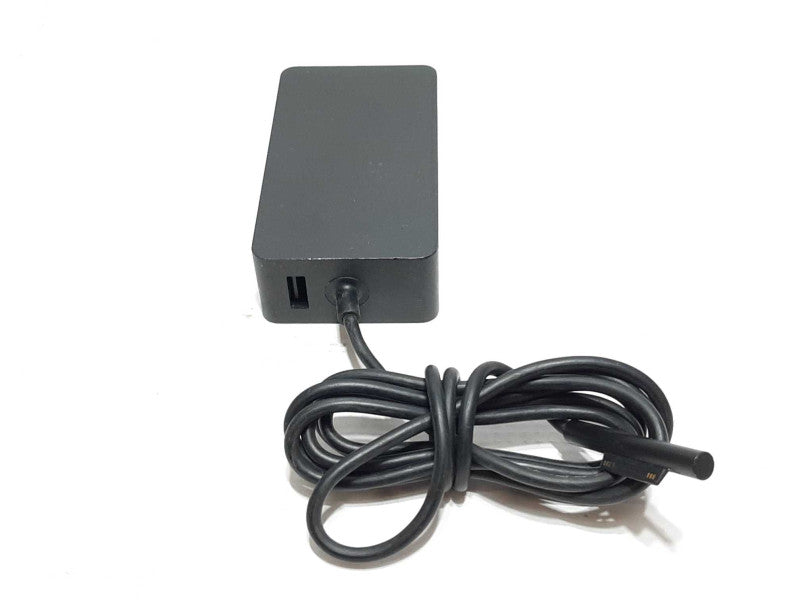 Microsoft 1706 AC Adapter IN:100-240V 1.6A / OUT: 15V 4.0A - 5V 1A +
