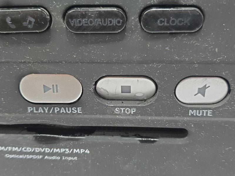 Genesis Technologies GT2.0 Am/fm/ CD DVD Mp3 Mp4 Receiver RV System (AS-IS) |